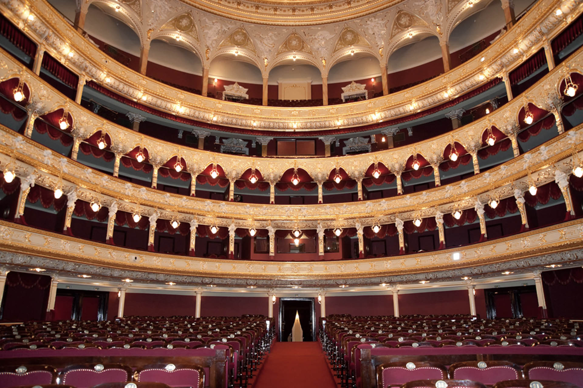 Top Theatres Near our Luxury Retirement Developments